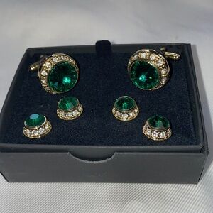 Emerald Green Faceted Center Stone with Crystal Boarder Cufflinks and Studs